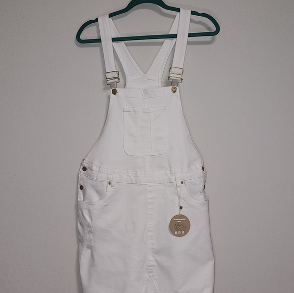 White Overall Short-Skirt - Picture 1 of 2